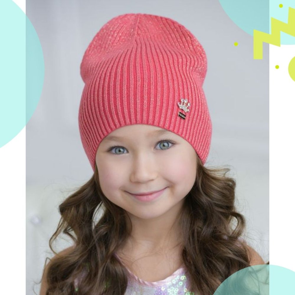 Стильные вязаные шапки для девочек