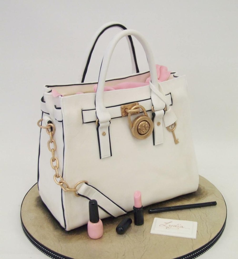 Покраска кожаной сумки