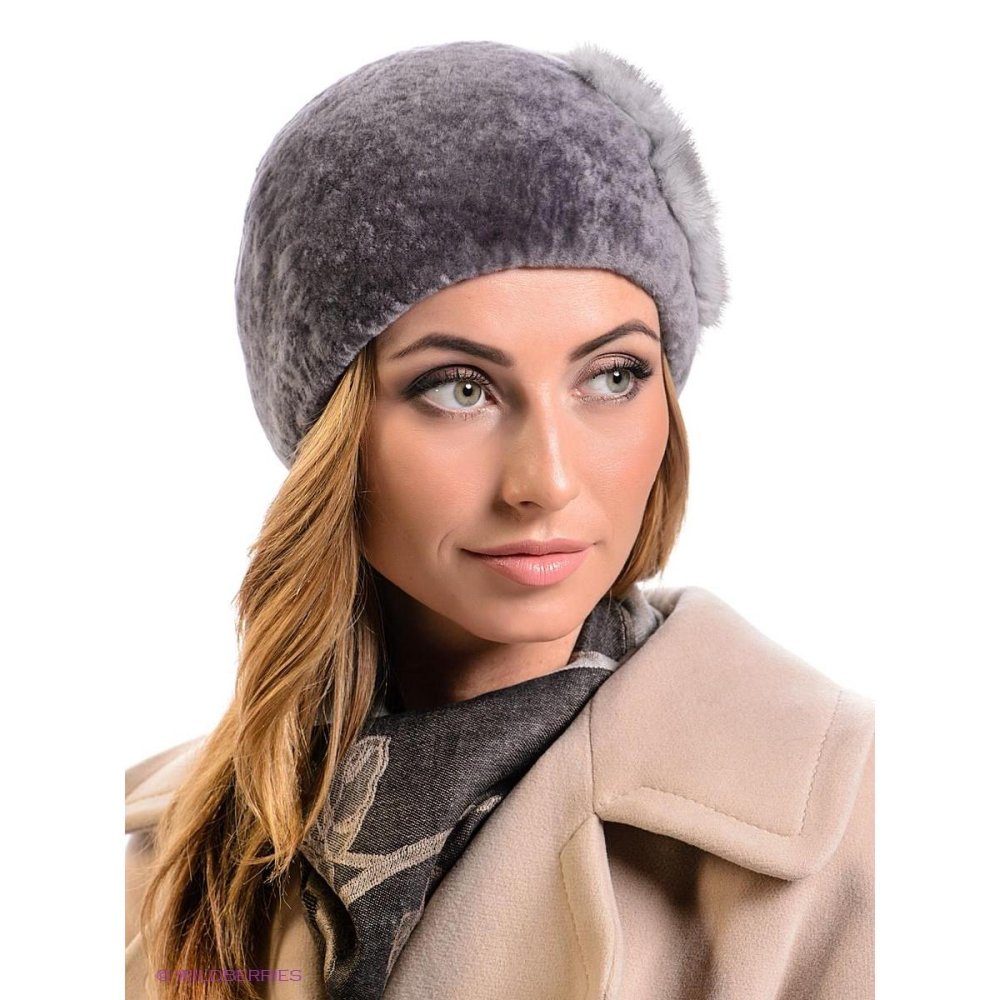 Шапка из дубленки женская