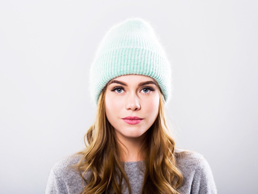 Шапки для круглого лица женские