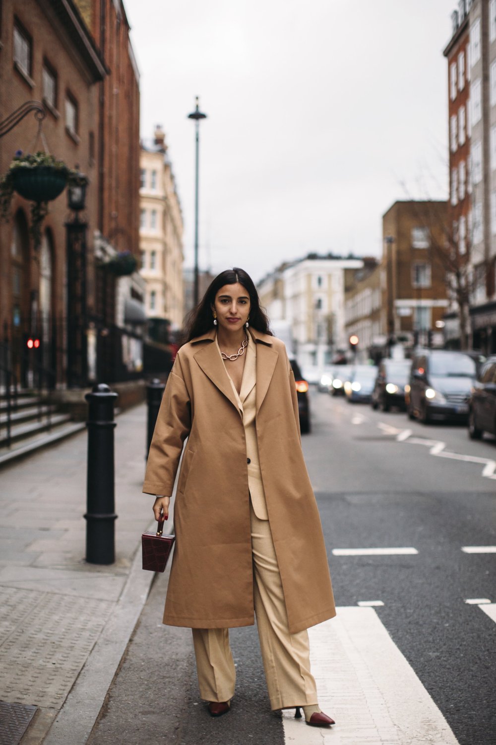 Брюки палаццо образы 2021