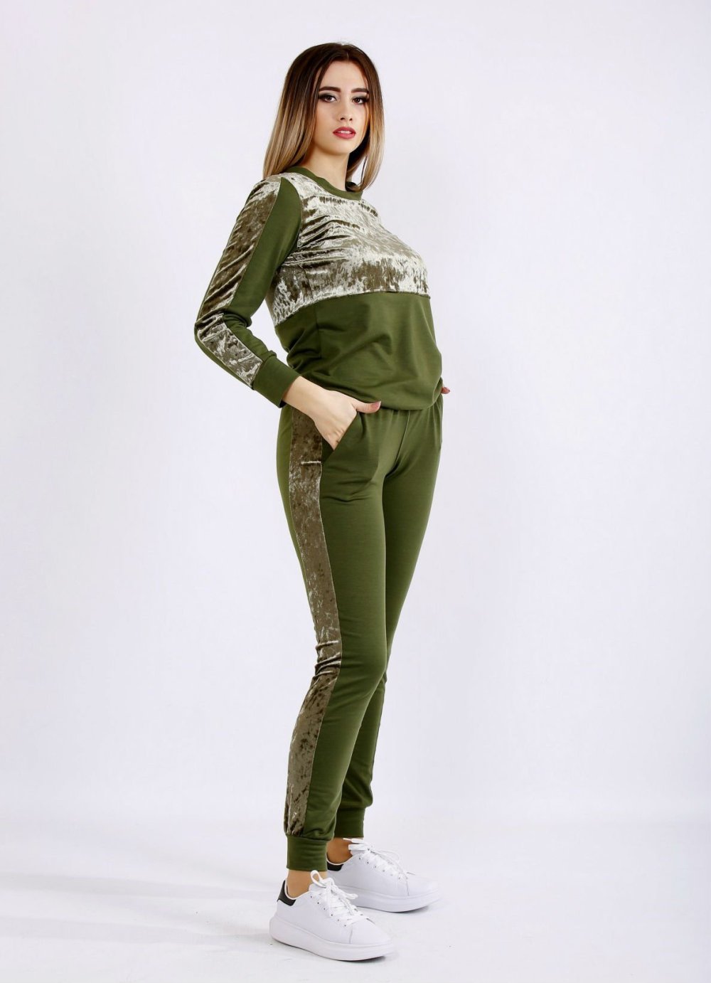 Брюки женские трикотажные цвет оливковый