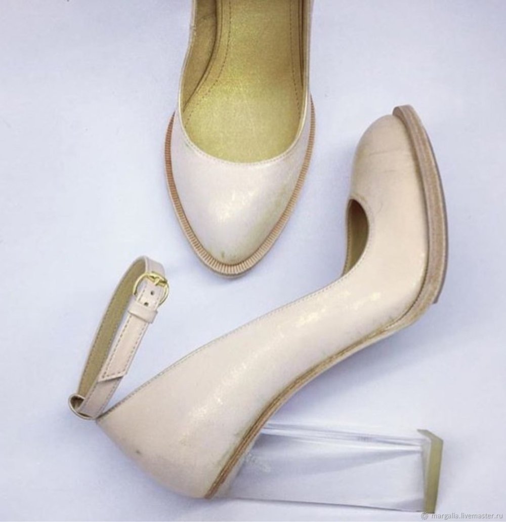 Туфли на самой высокой шпильке