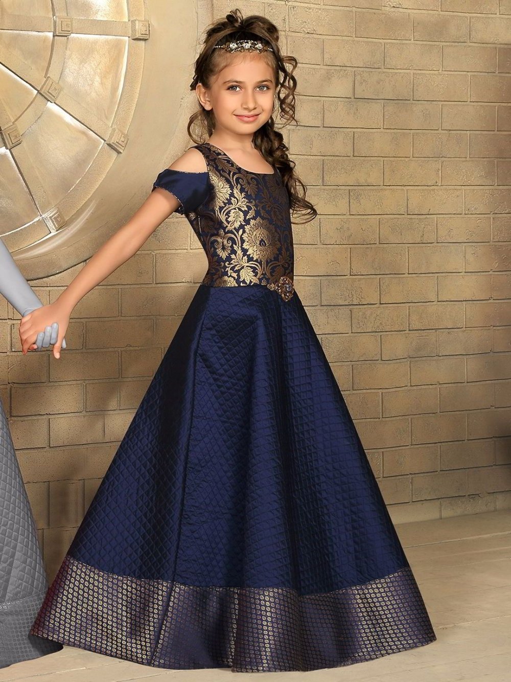 Платье для девочки пианистки