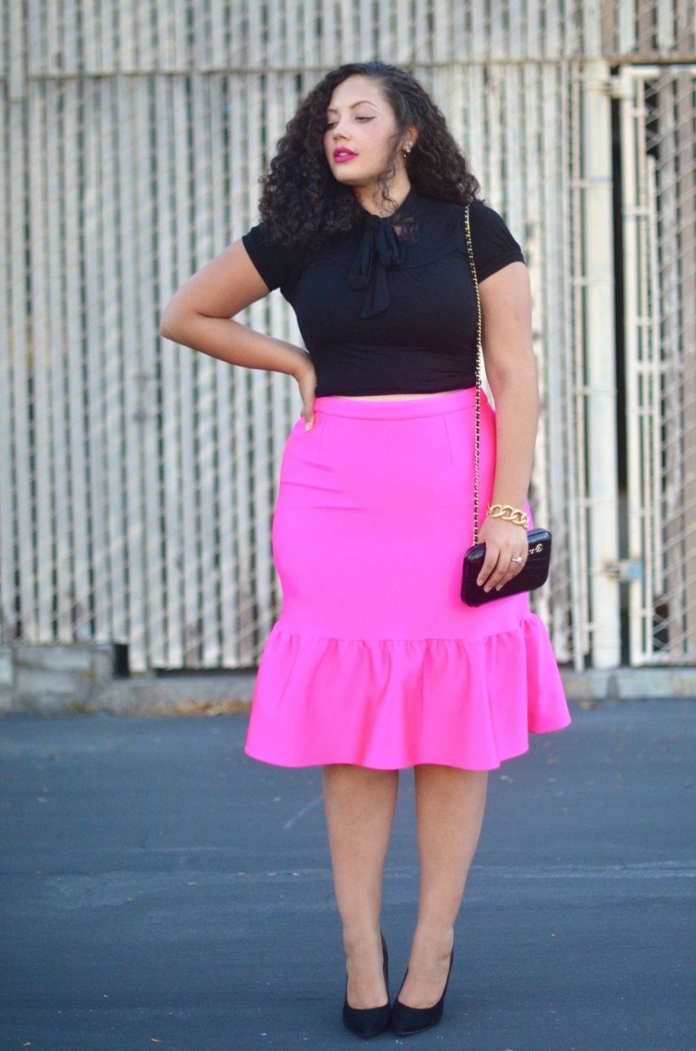 Плюс сайз Тая Кристиан в сапогах