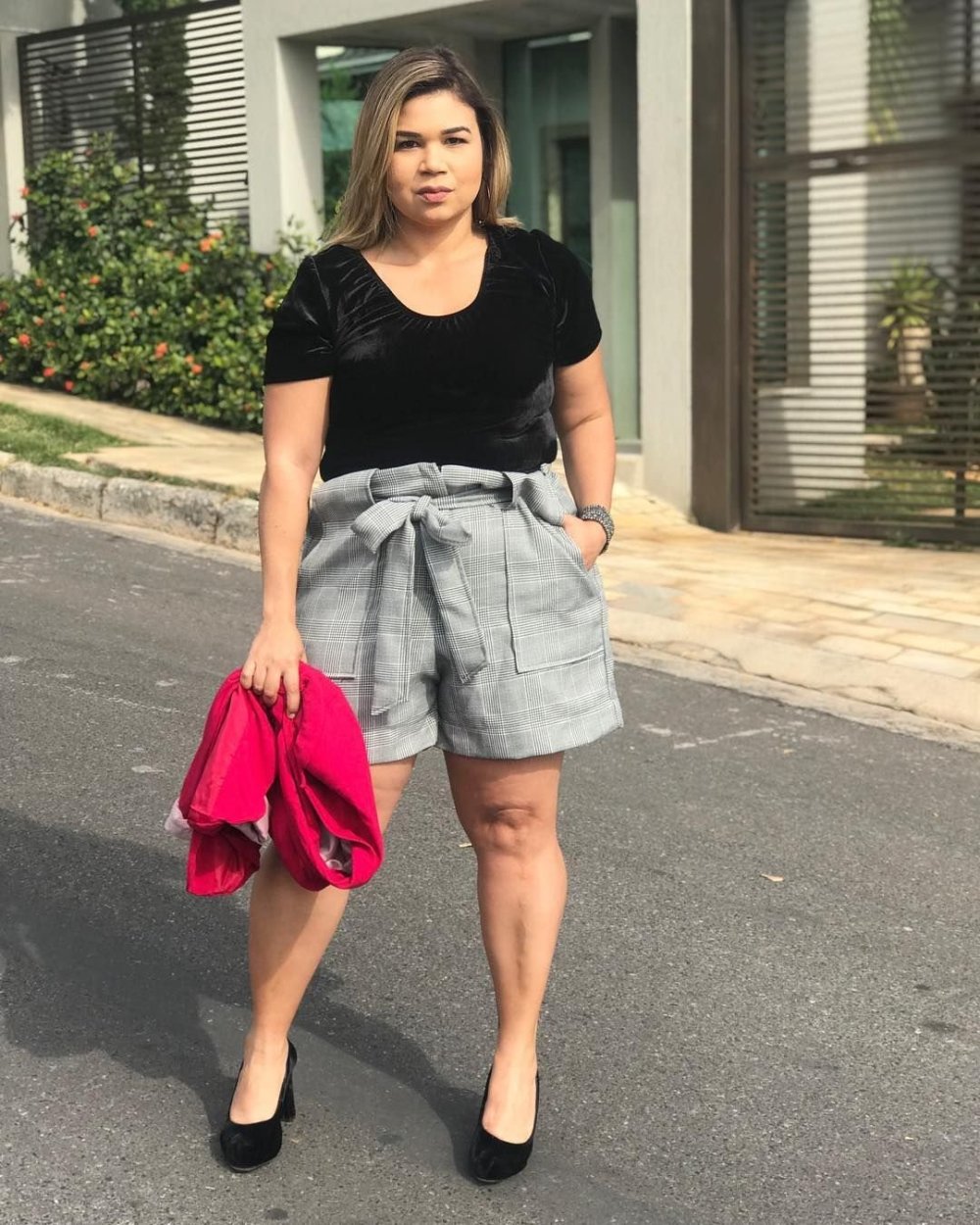 Толстые девушки в юбках