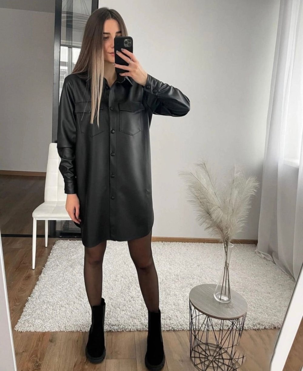 Белая рубашка с юбкой