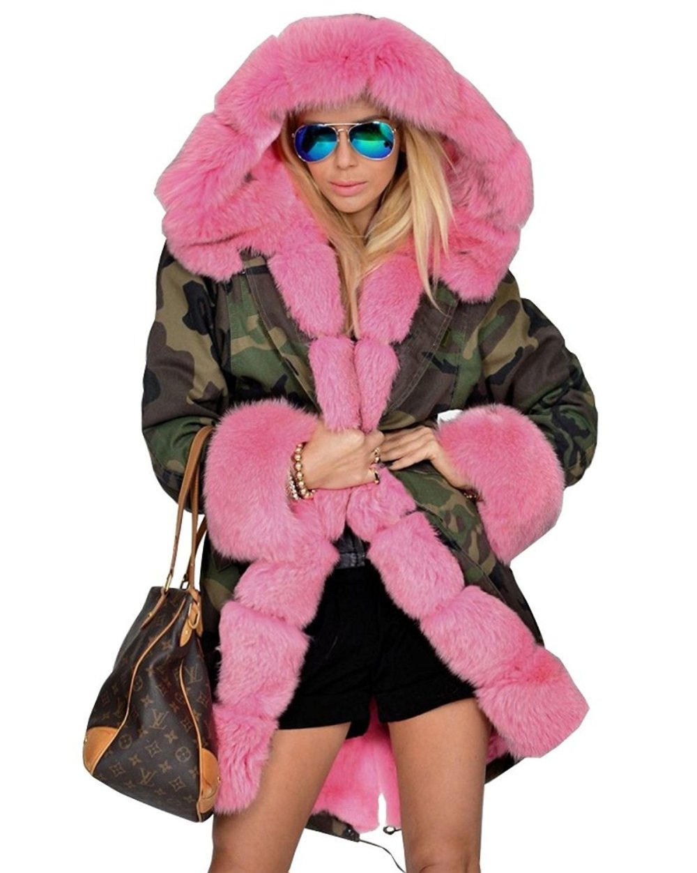 Голубая парка с розовым мехом