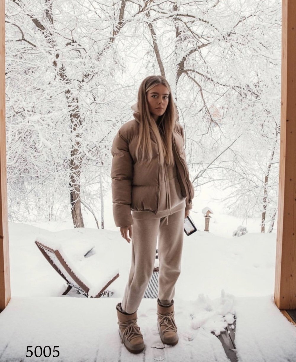 Пуховик manera odevatca