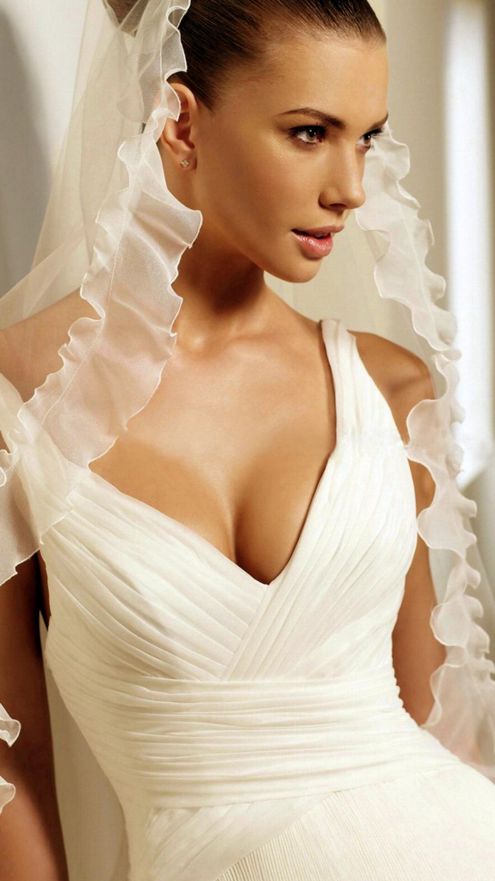 Свадебные платья а силуэта плюс сайз