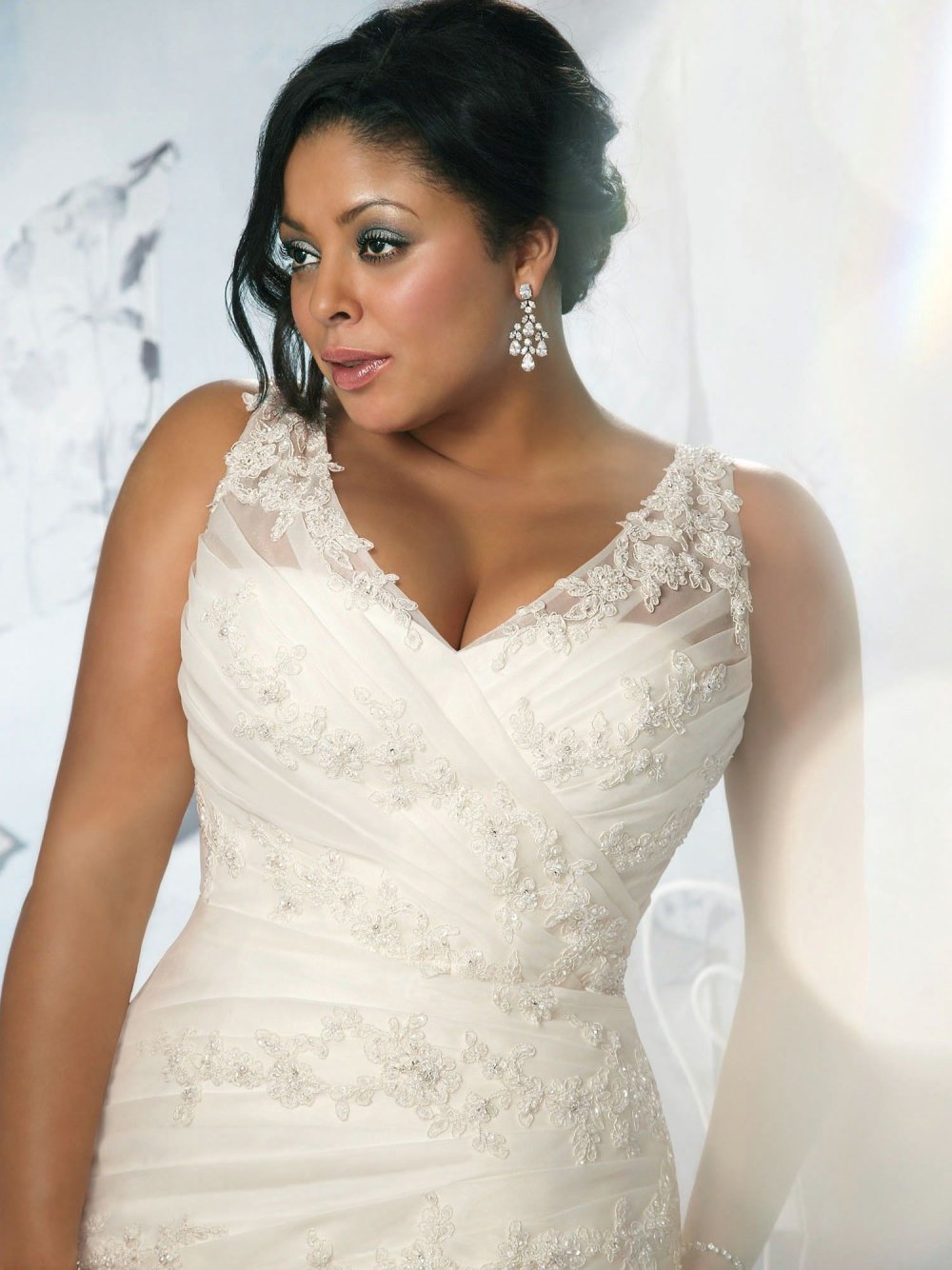 Пышногрудые невесты