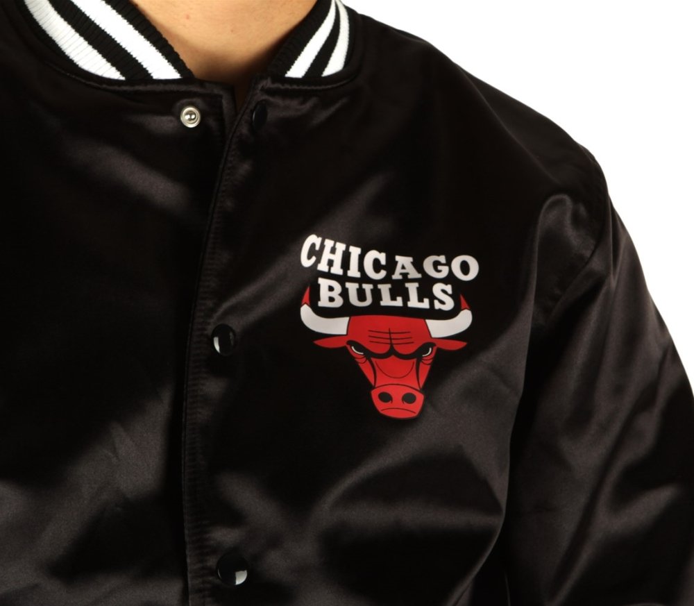 Куртка Чикаго Буллз из 90-х