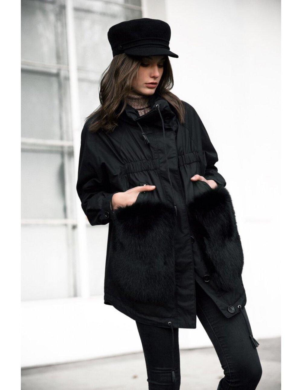 Пальто с кепкой женское