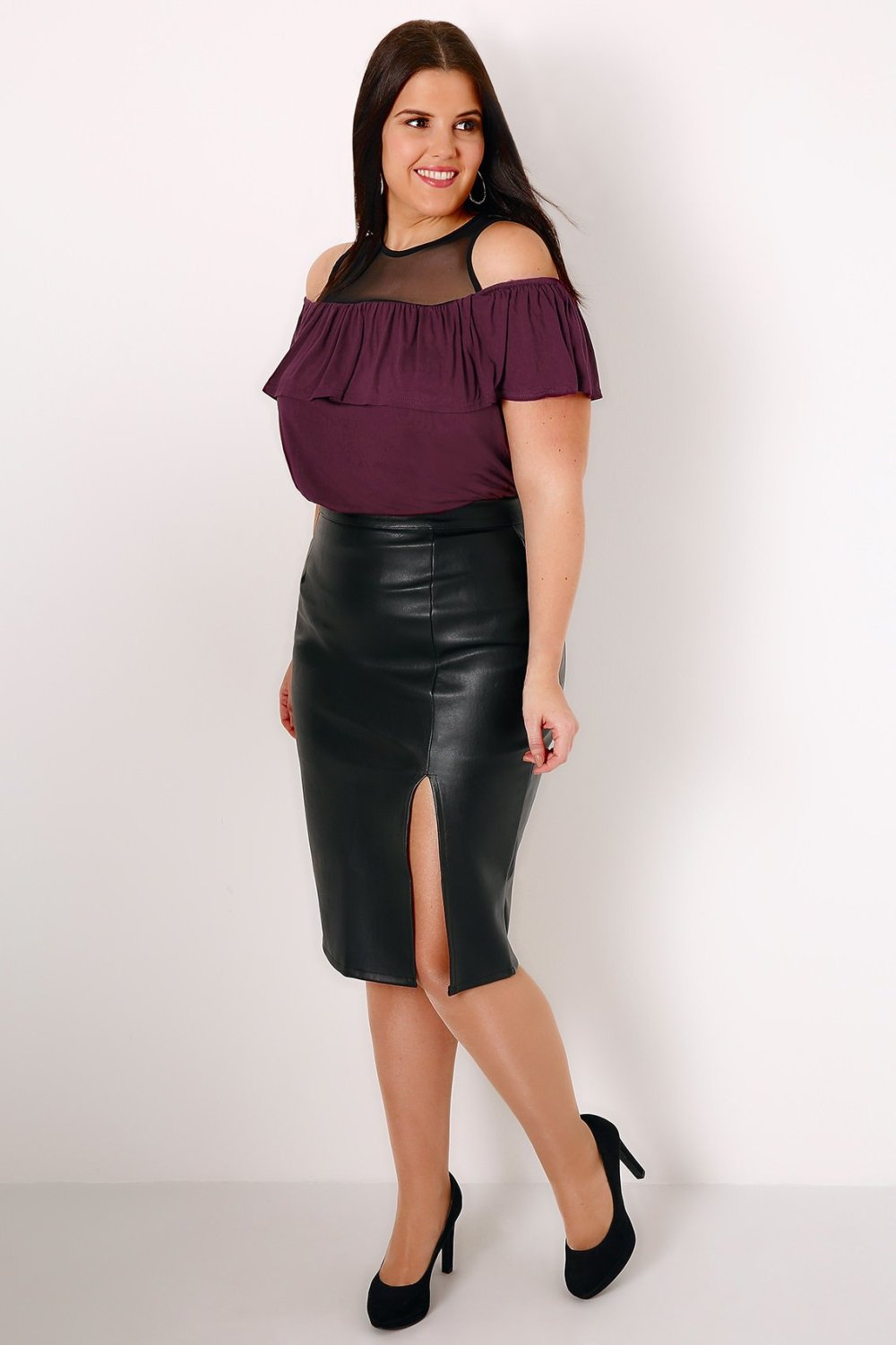 Платье плюс сайз кожа