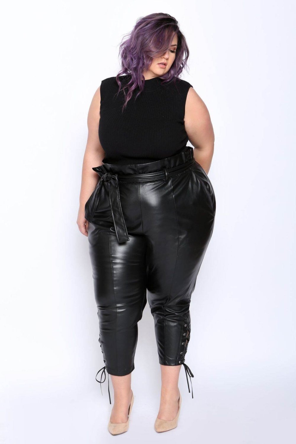 Кожаная мини юбка