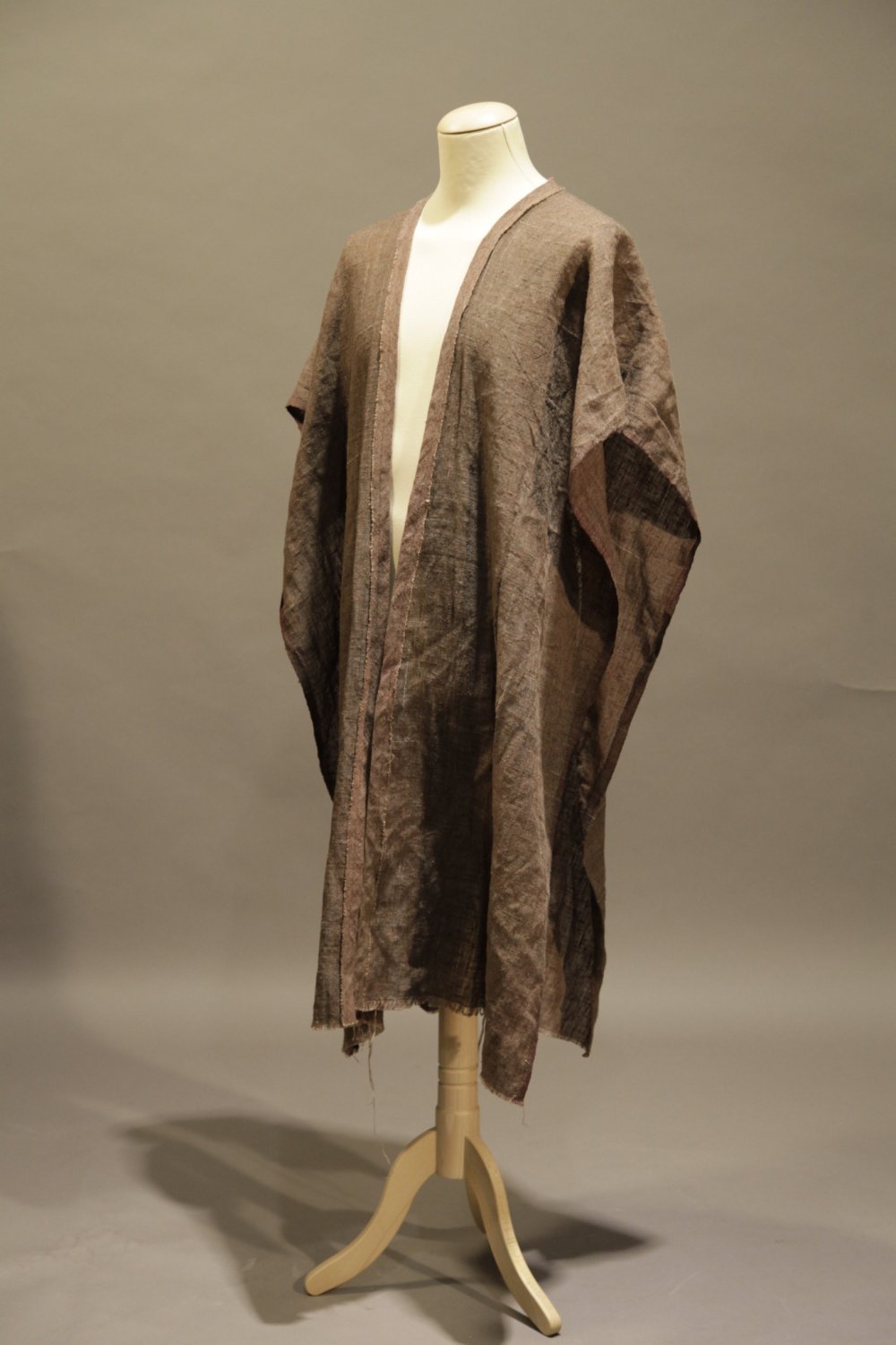 Коллекция одежды из Мешковины