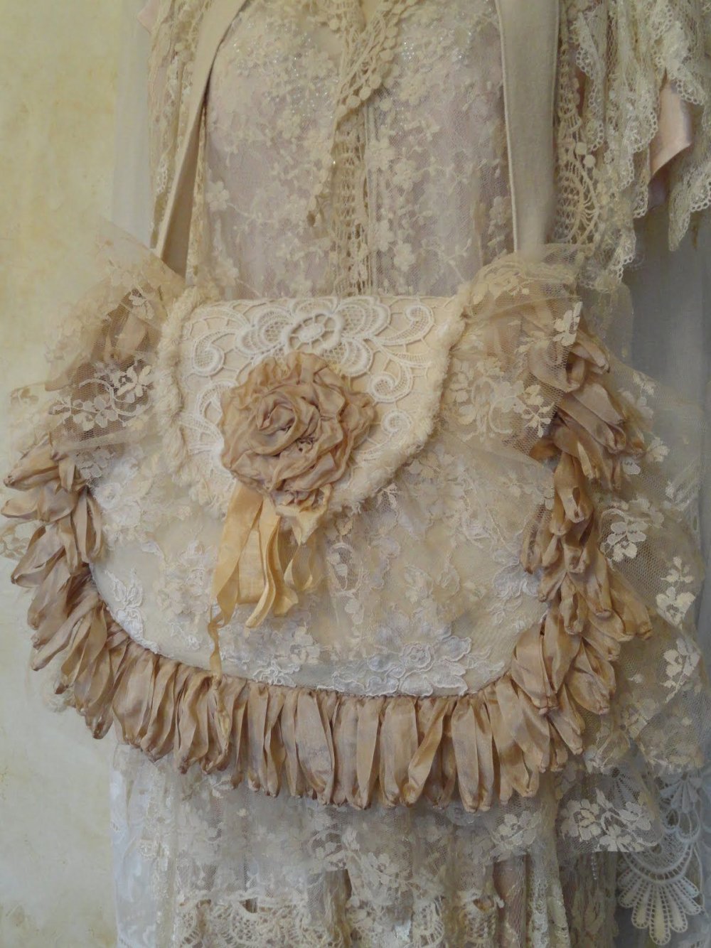 Панно на мешковине бохо