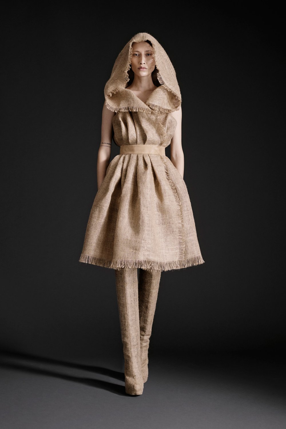 Платье из Мешковины