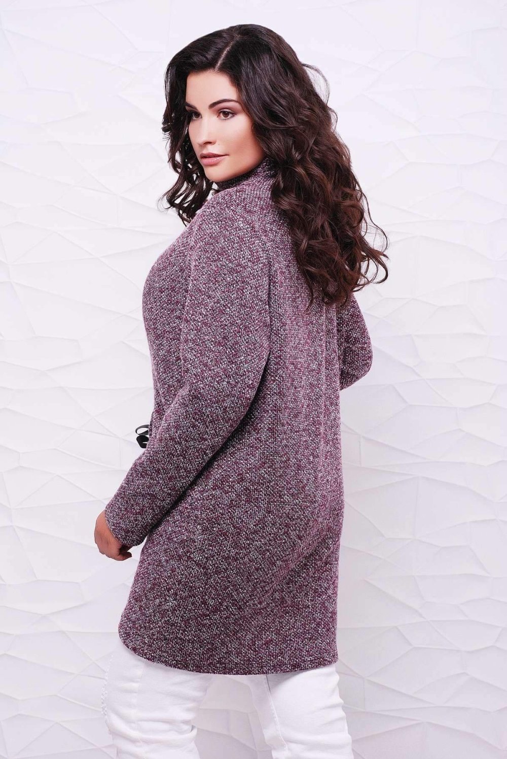 Свитер из буклированной пряжи