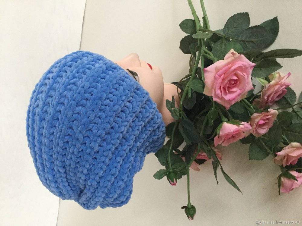 Шапка из плюшевой пряжи