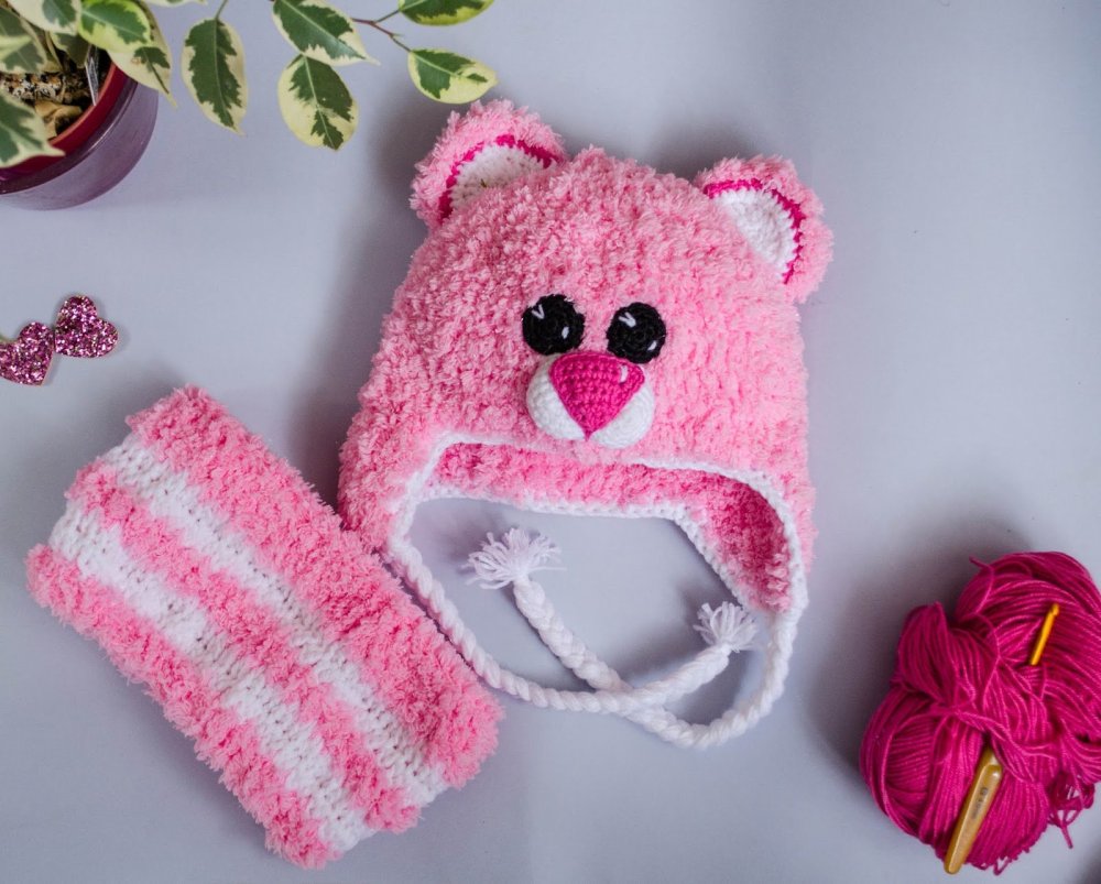 Шапка из плюшевой пряжи