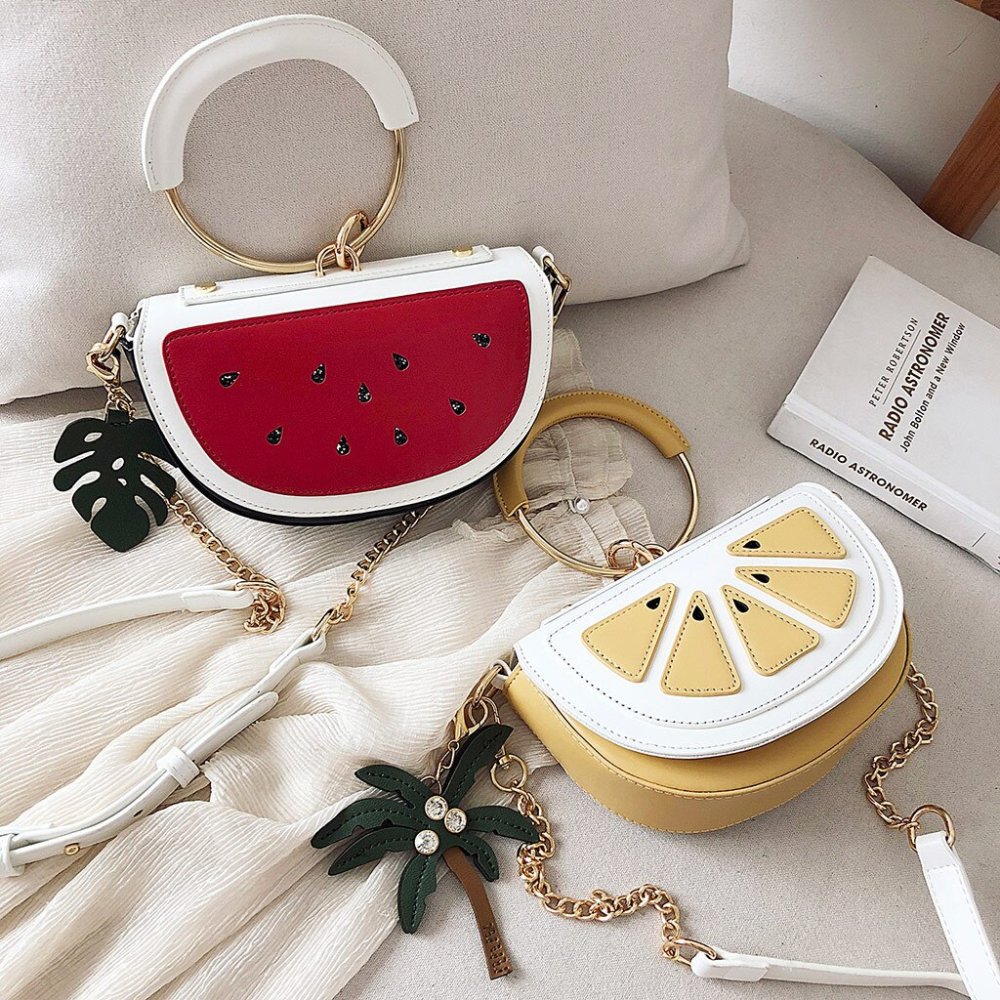 Сумка в форме месяца