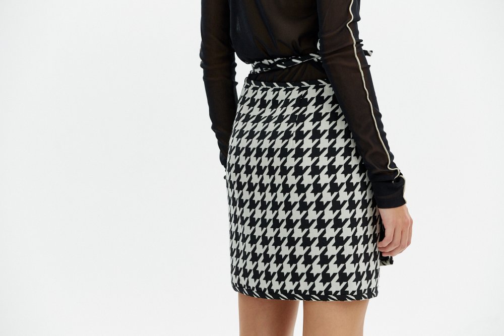 Твидовая мини юбка 2020