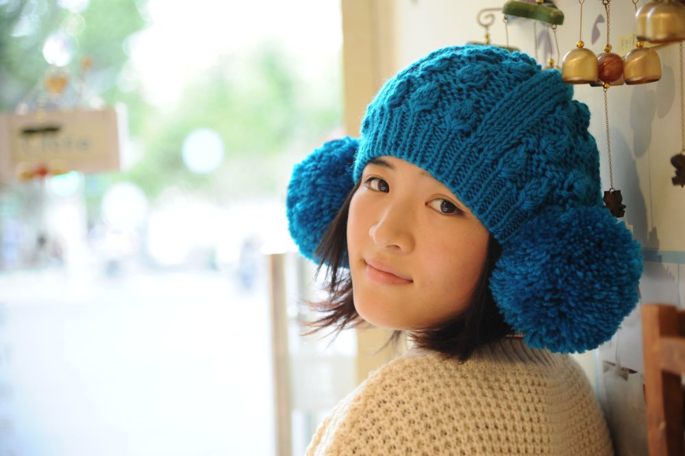 Шапка вязаная женская