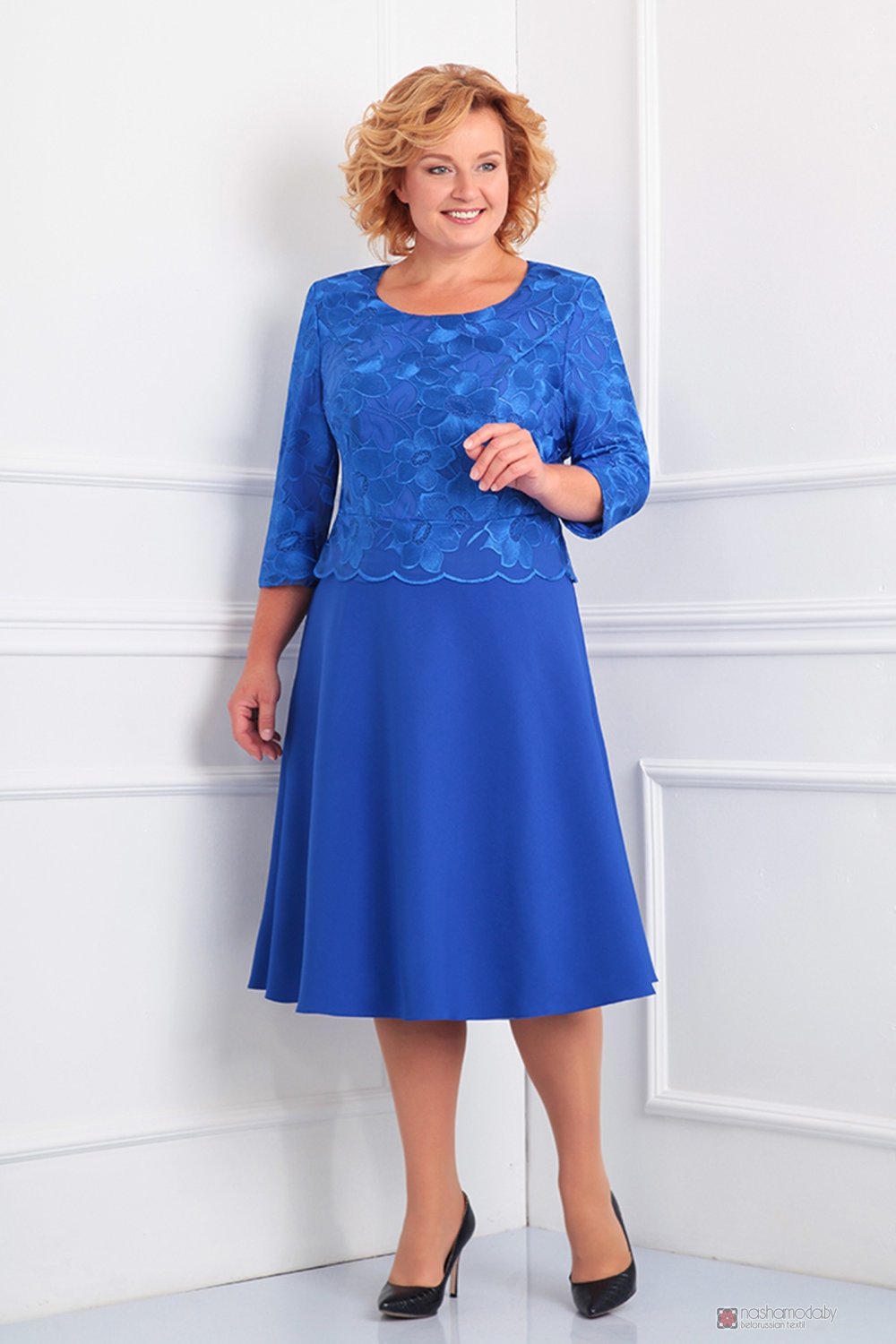 Джуди Денч на красной дорожке