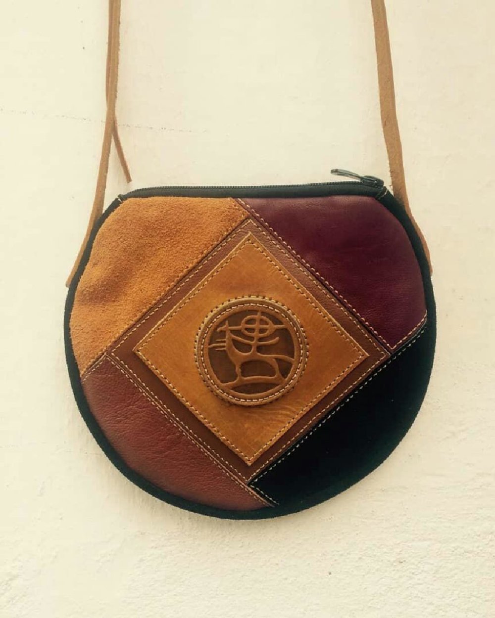 Женские кожанные сумки