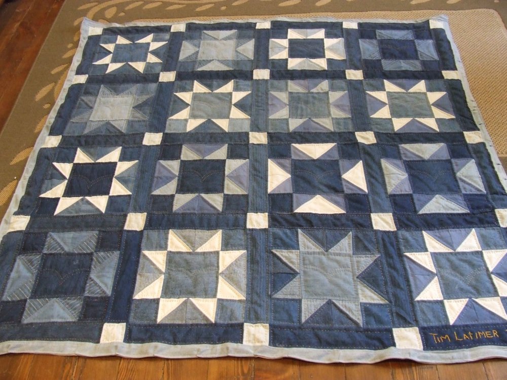 Покрывало из джинсовых лоскутков