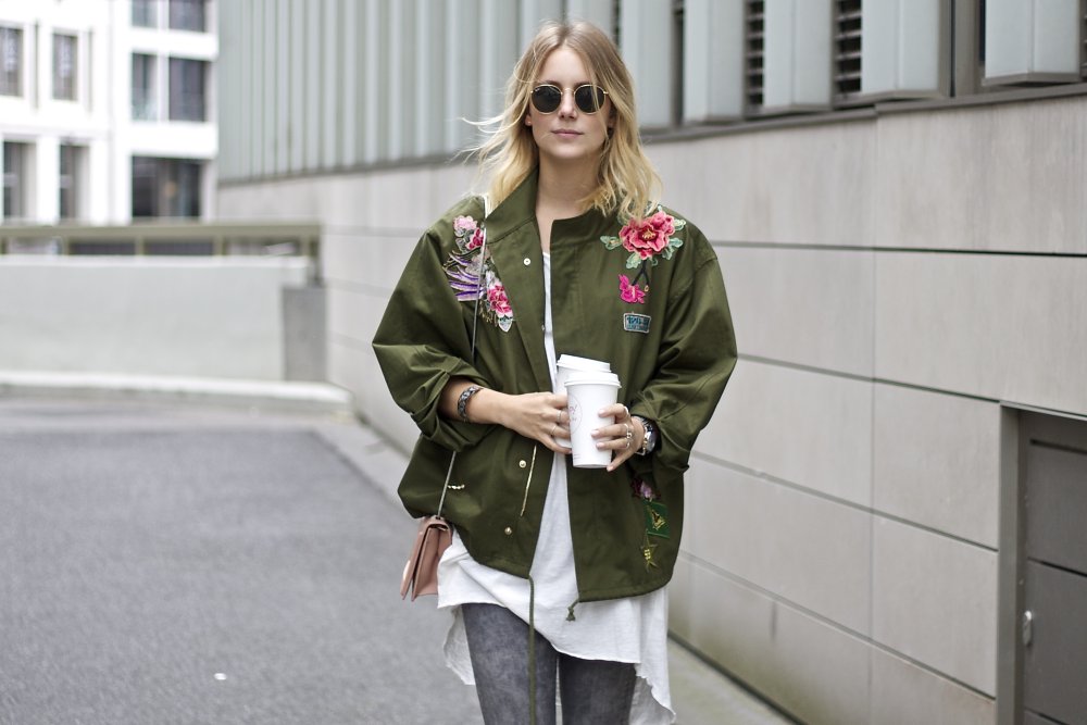 Весенние куртки женские