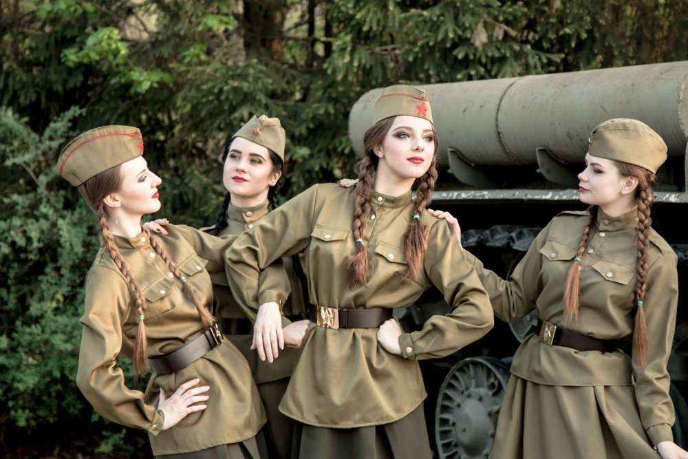 Платья военных лет