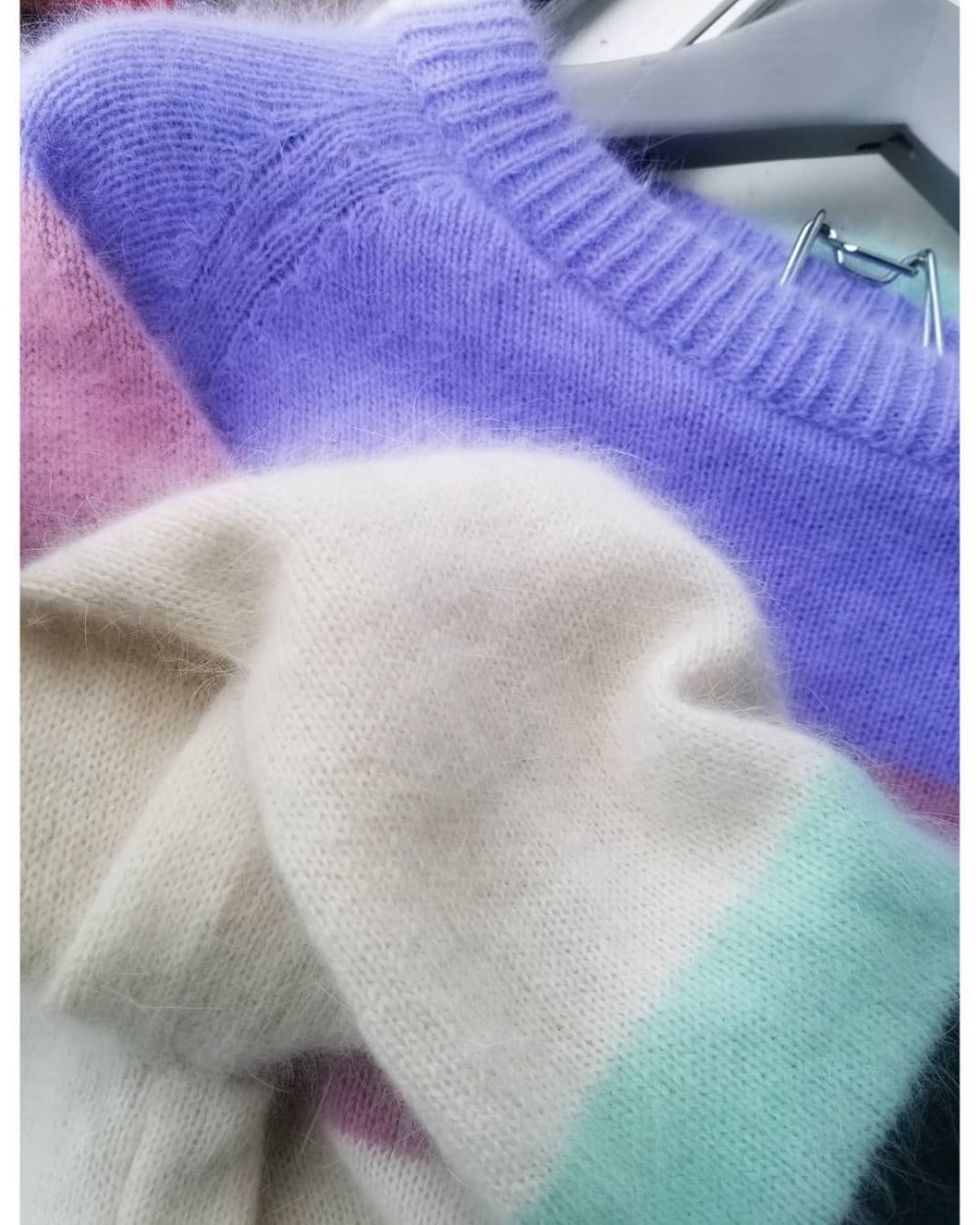 Джемпер из козьего пуха