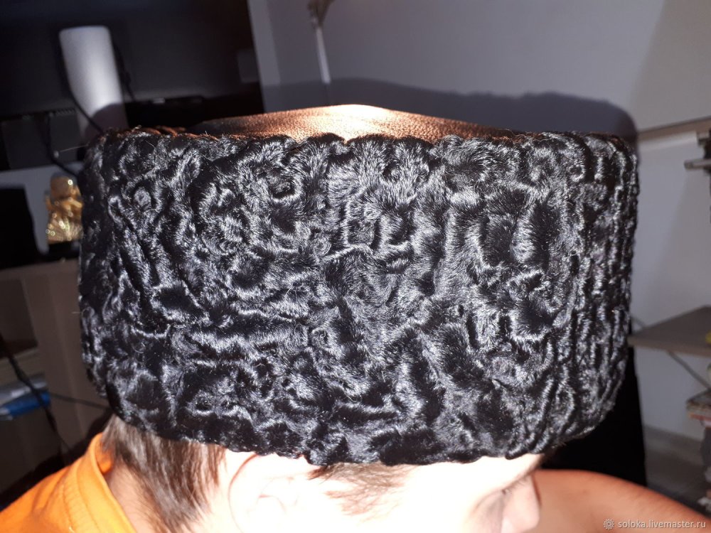 Кавказская каракулевая шапка Атаман