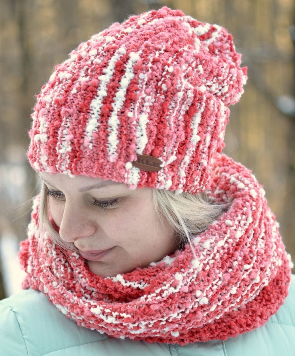 Шапка из буклированной пряжи