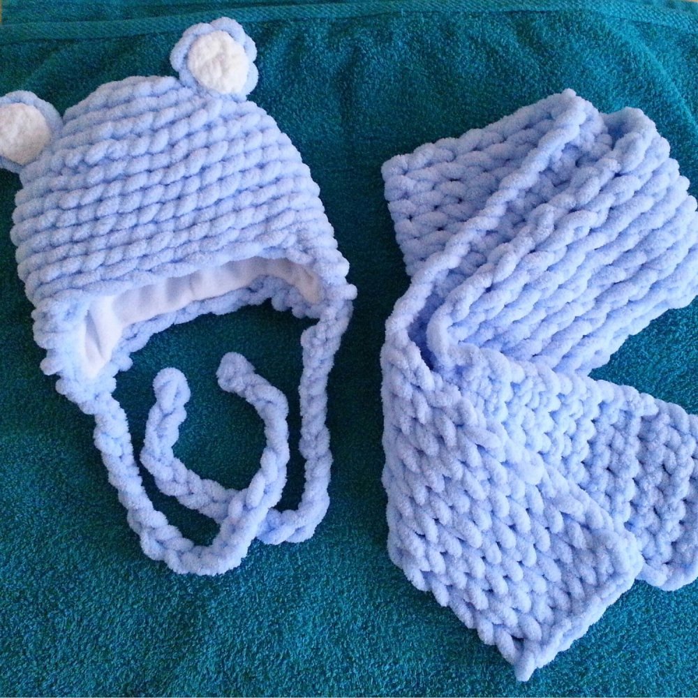 Шапка из Ализе Пуффи детская