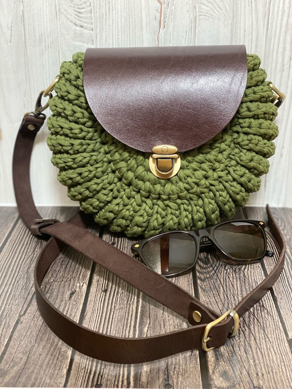 Сумочка для девочки из трикотажной пряжи