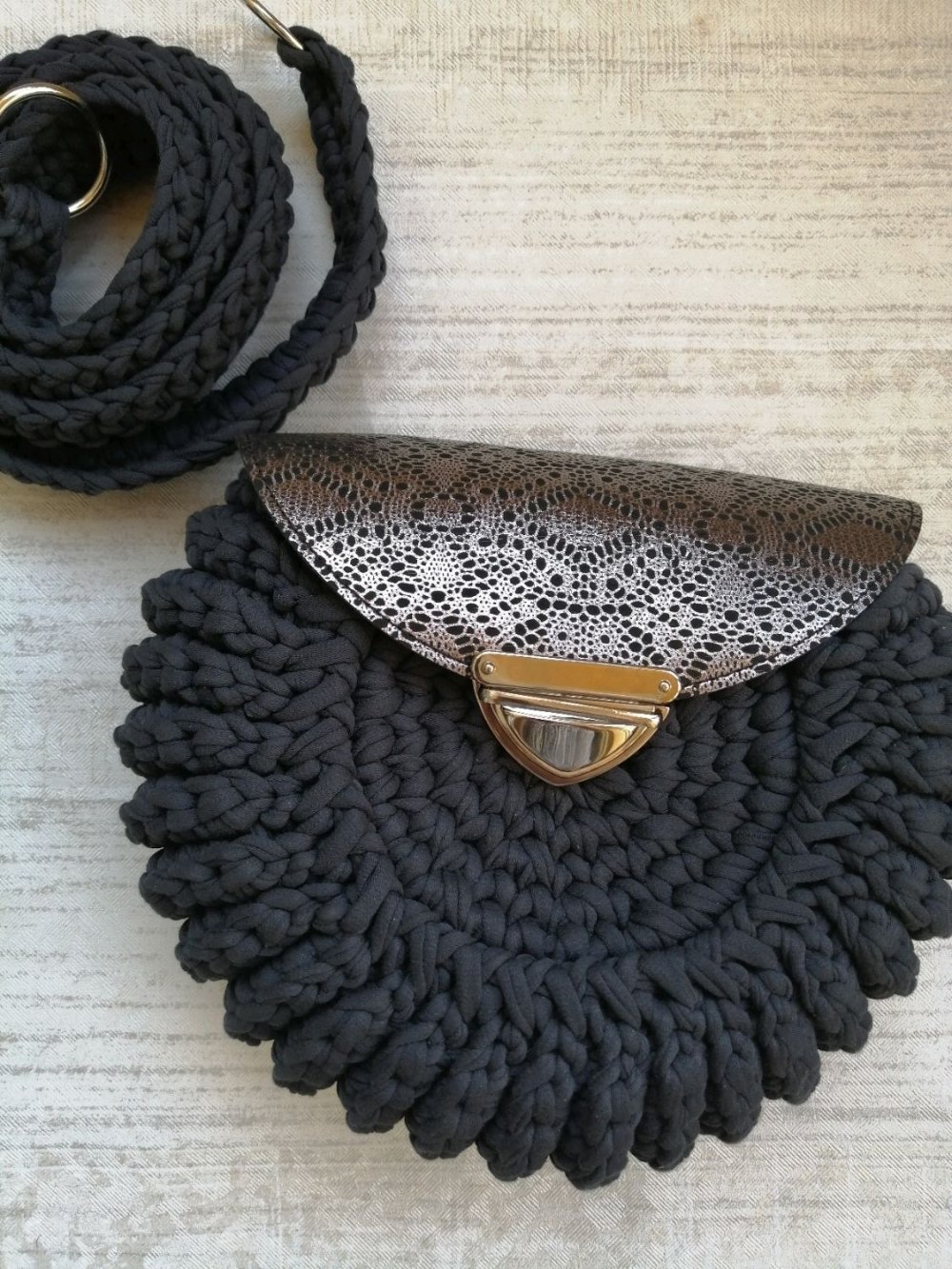 Сумочка Орео из трикотажной пряжи