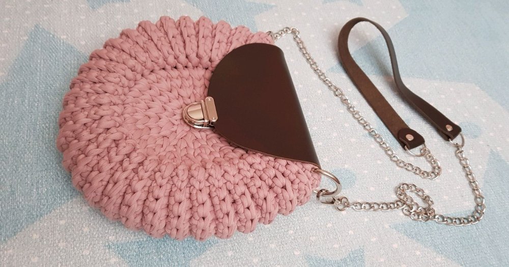 Зеленая сумка Орео с клапаном