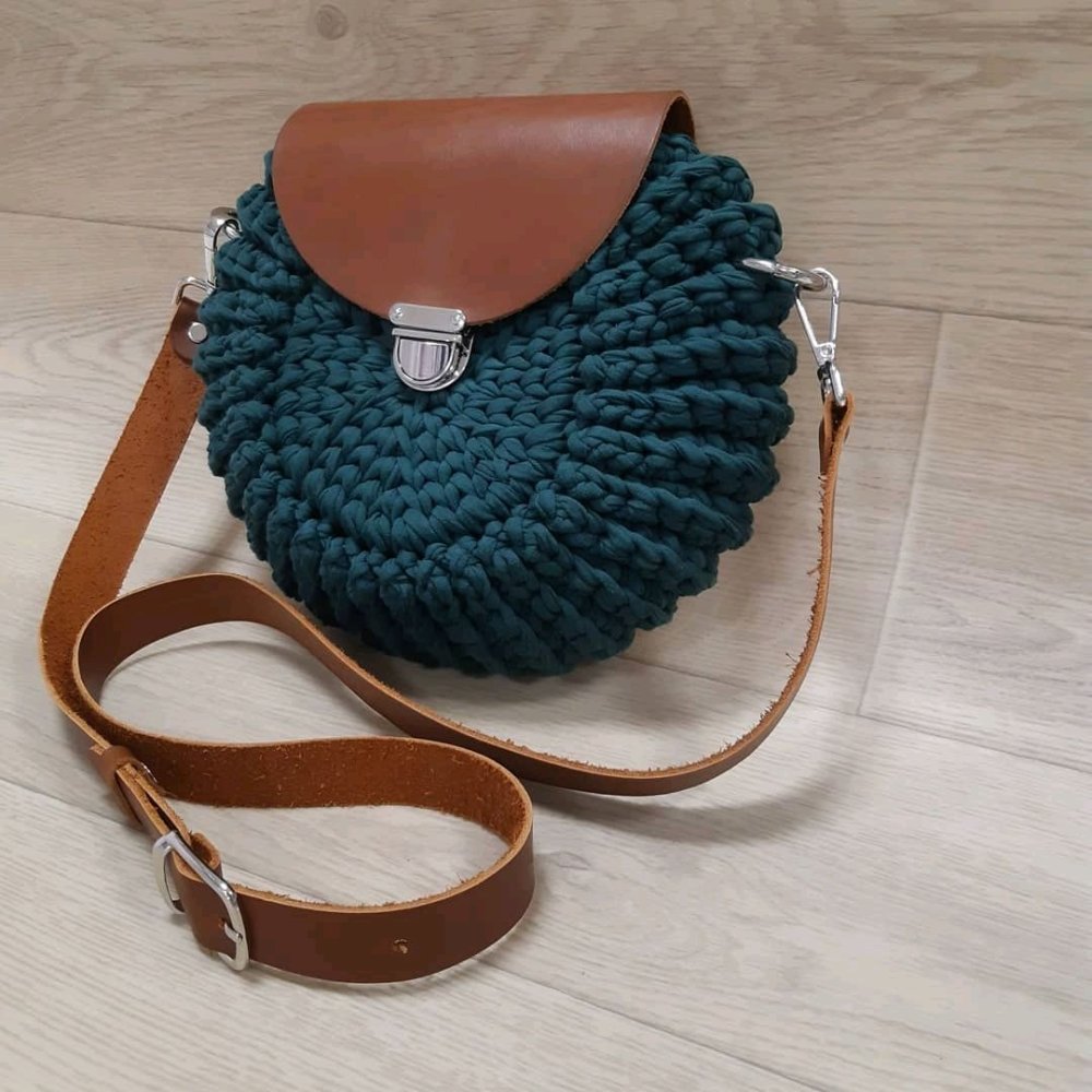 Вязаная сумка Ракушка