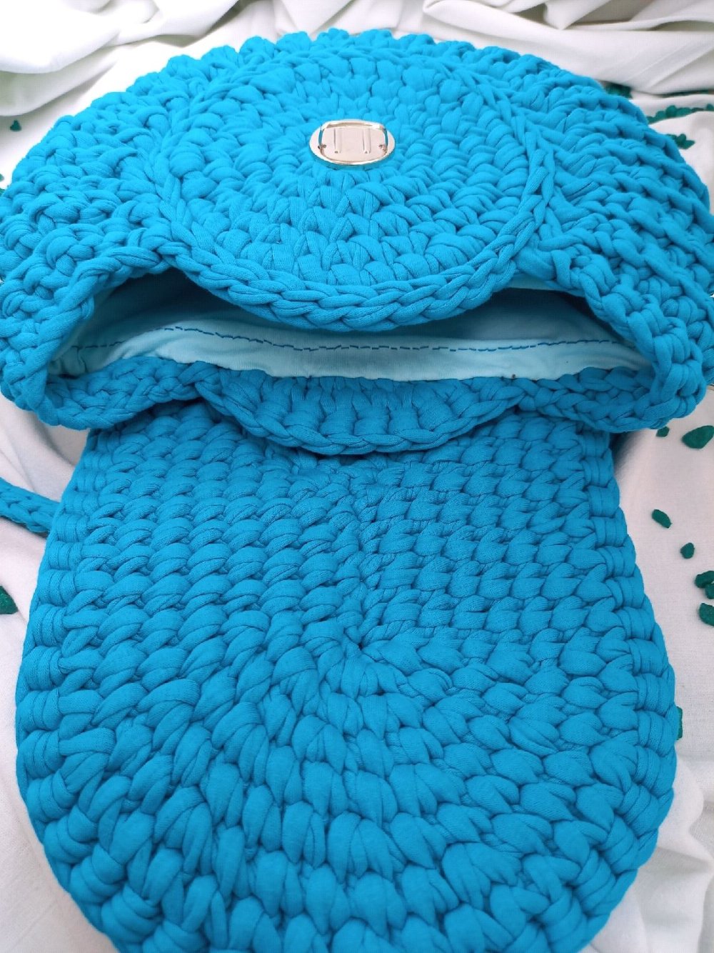 Сумка крючком из трикотажной Орео