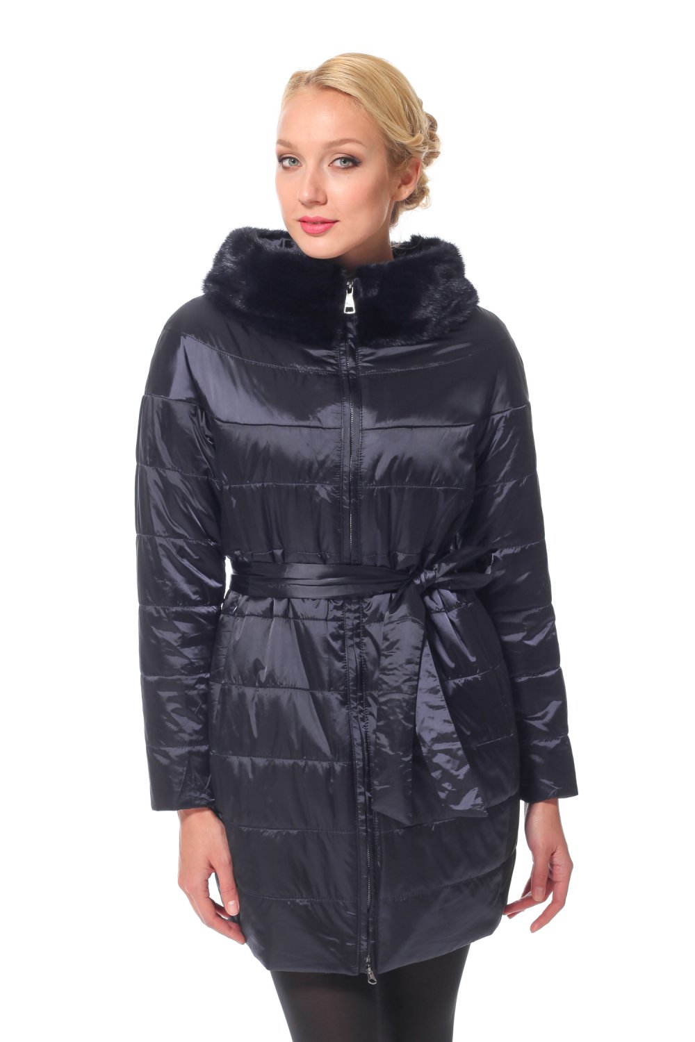 Куртка с воротником стойкой из меха