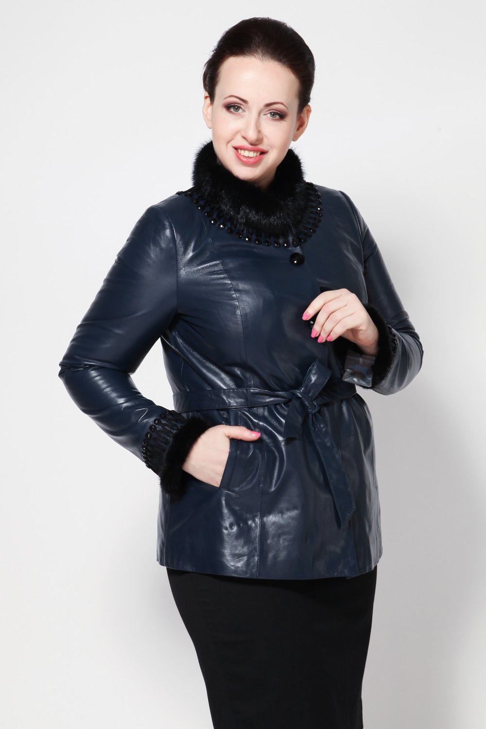 Бомбер из меха