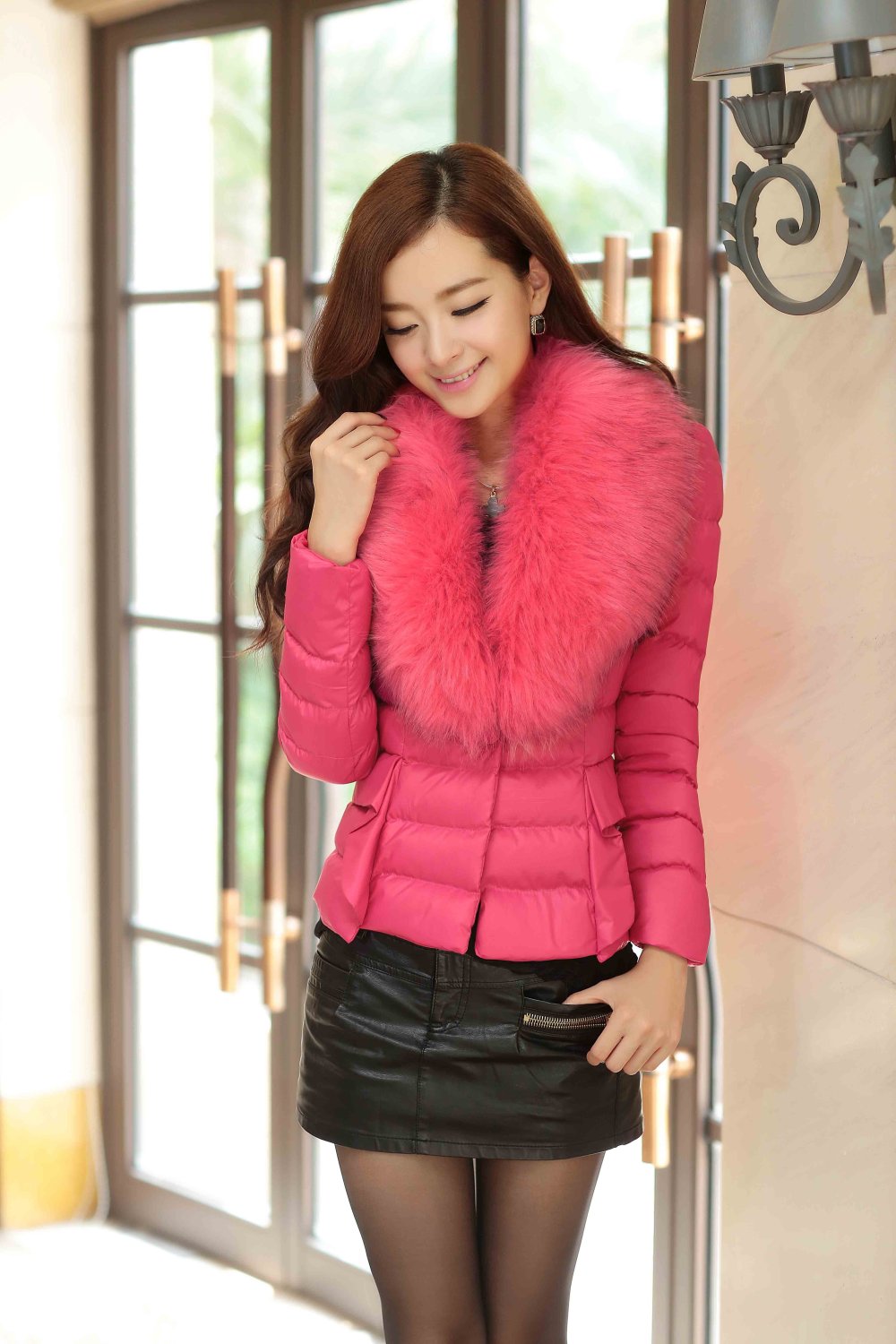 Зимние кожаные куртки женские удлиненные