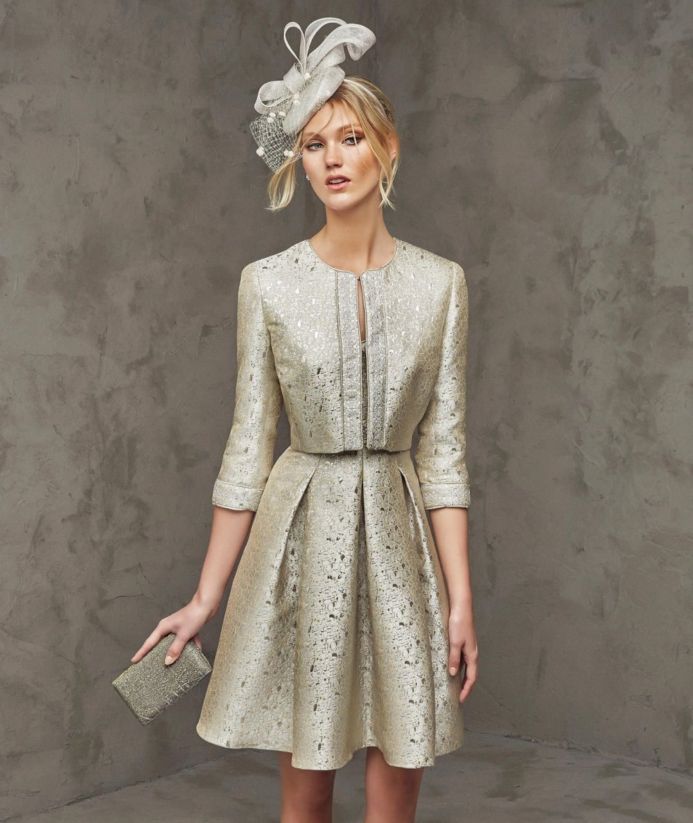 Бирюзовое платье из парчи