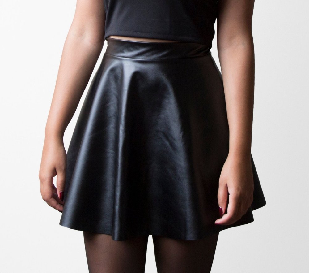 Кожаная теннисная юбка