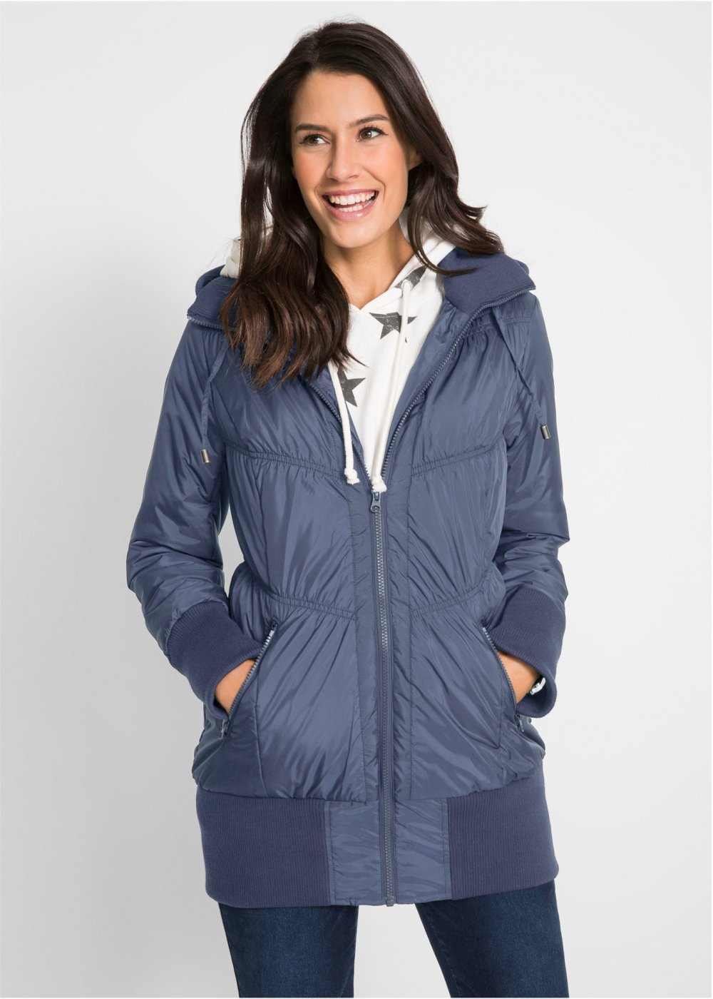 Кожаная куртка на резинке женская