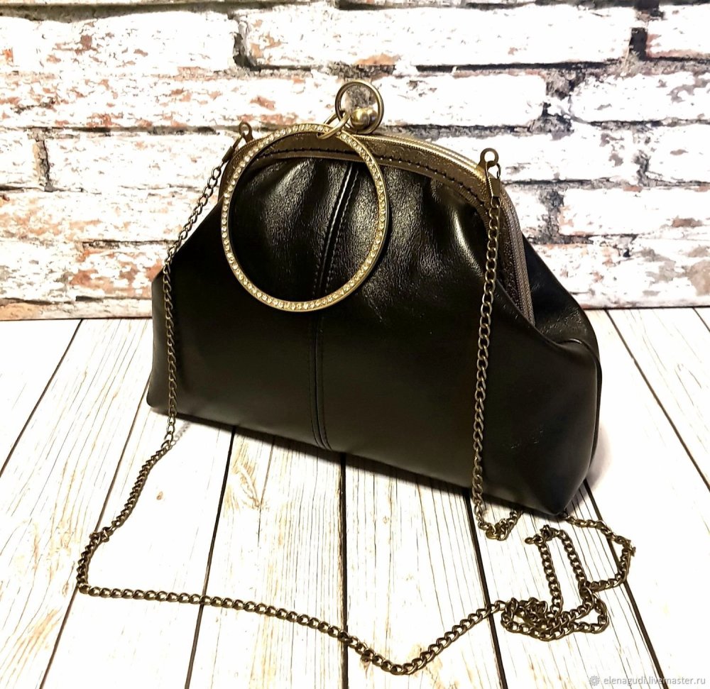 Сумка с застежкой фермуар