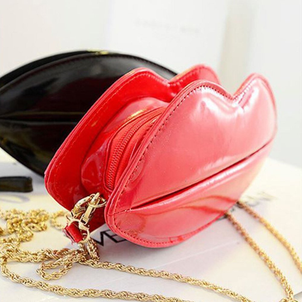 Сумка с замком по бокам